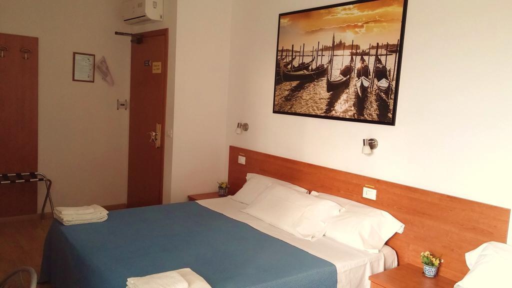 Hotel Dream Favaro Veneto Pokoj fotografie