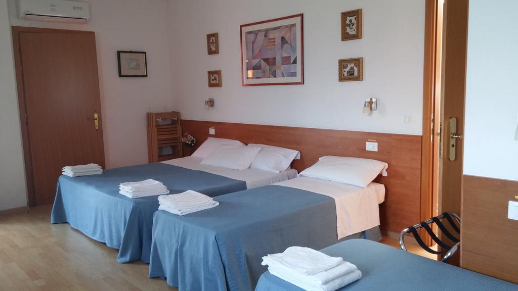 Hotel Dream Favaro Veneto Pokoj fotografie